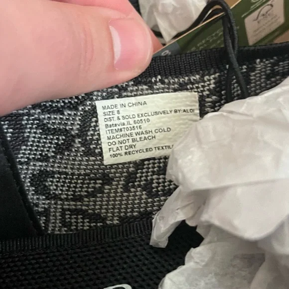 🥿 NIB Serra Ladies Recycled Material Flats, Black Grey Snakeskin Pattern, Size 8 - Picture 6 of 7